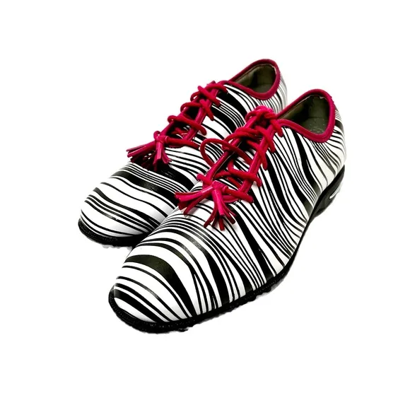FootJoy Women’s Tailored Collection Spikeless Golf Shoes Size 6